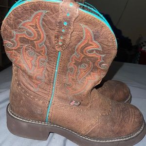 Women’s Justin Boots